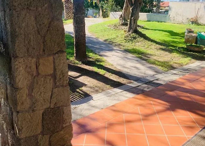 Liuba Con Piscina E Sauna *