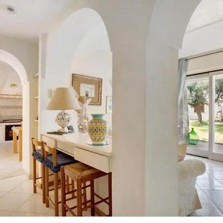 Liuba Con Piscina E Sauna Feriehus Ischia