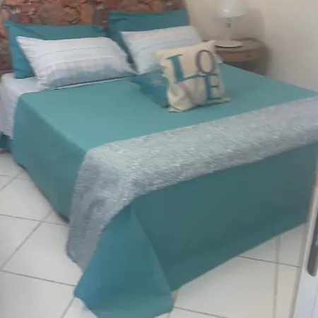 Liuba Con Piscina E Sauna Feriehus