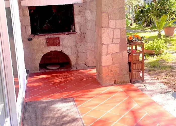 Liuba Con Piscina E Sauna *