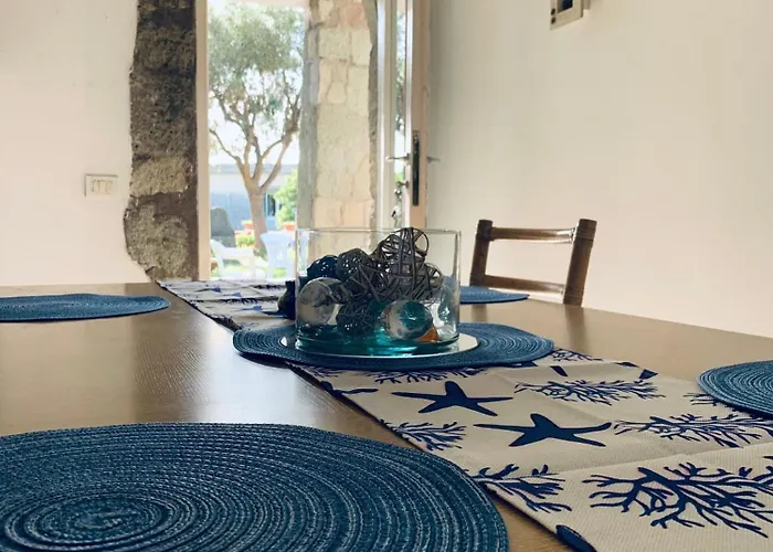 Liuba Con Piscina E Sauna Дом отдыха Искья