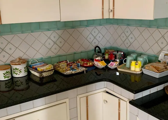 Liuba Con Piscina E Sauna