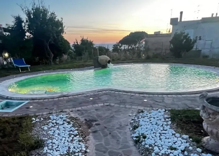 Liuba Con Piscina E Sauna *